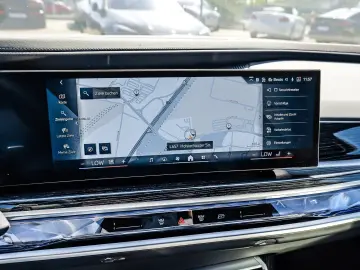 740d xDrive Limousine M Sport Pano Sky Lounge St