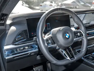 740d xDrive Limousine M Sport Pano Sky Lounge St