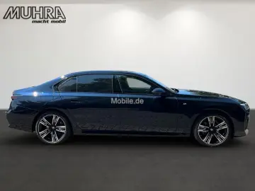 740d xDrive M Sport 21