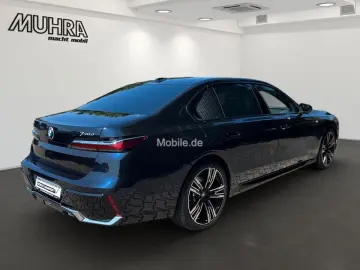 740d xDrive M Sport 21