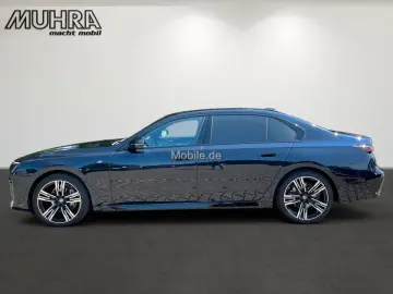 740d xDrive M Sport 21