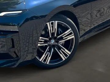 740d xDrive M Sport 21