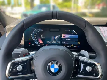 740d xDrive M Sport 21
