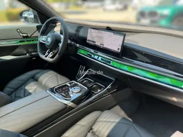 740d xDrive M Sport 21