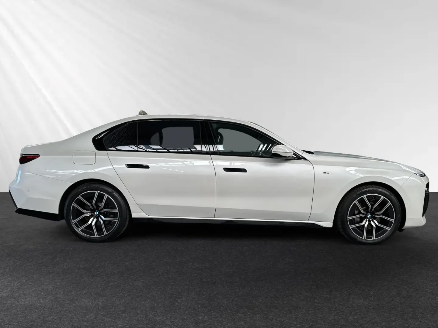 740d xDrive TV-Fond-Entertainment|M Sport|SkyLou