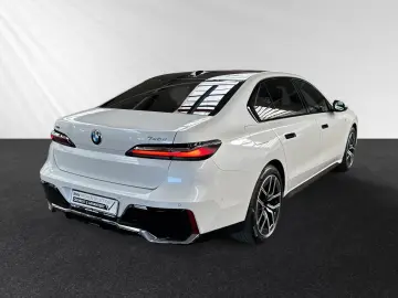 740d xDrive TV-Fond-Entertainment|M Sport|SkyLou