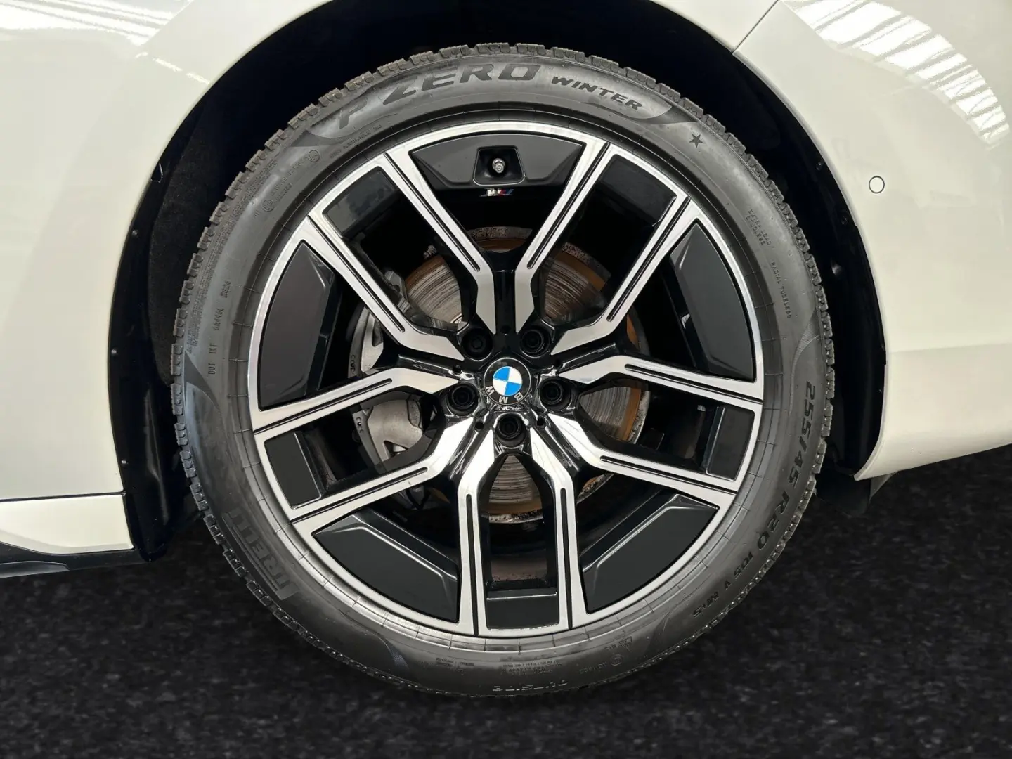 740d xDrive TV-Fond-Entertainment|M Sport|SkyLou