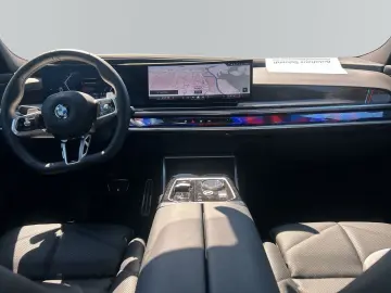 740d xDrive Limousine M Sportpaket*Sky Lounge*Dr
