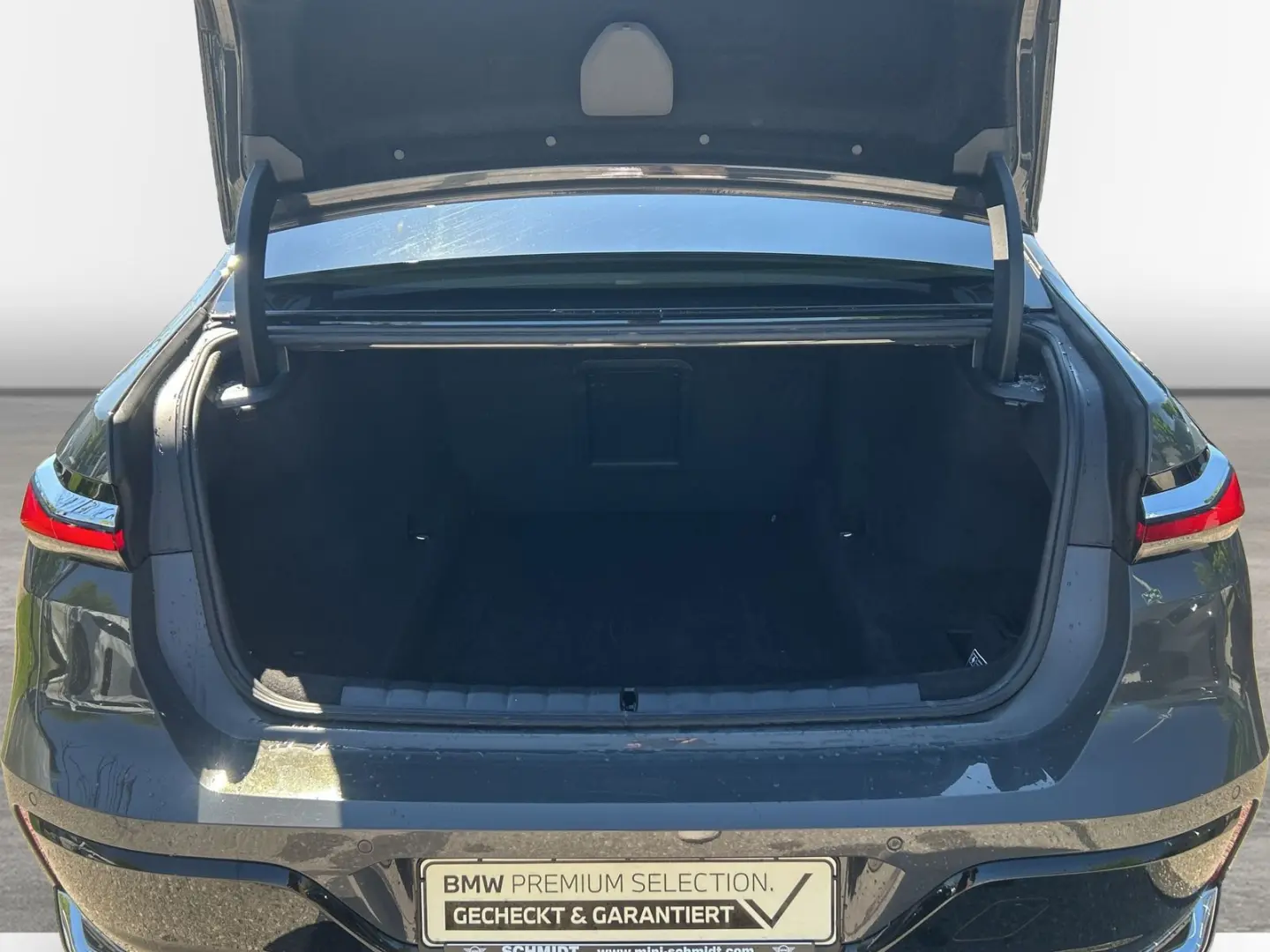 740d xDrive Limousine M Sportpaket*Sky Lounge*Dr