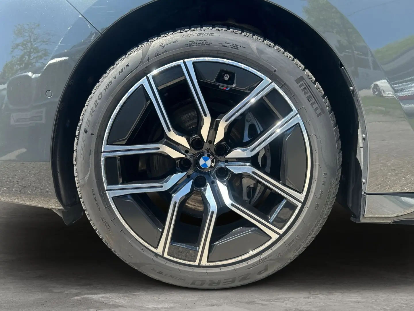 740d xDrive Limousine M Sportpaket*Sky Lounge*Dr