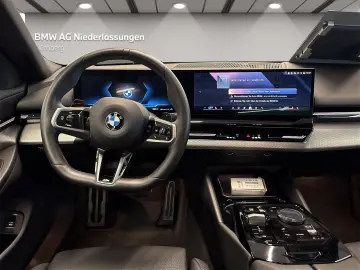 520i Limousine M Sport Navi Harman/K Kamera LED