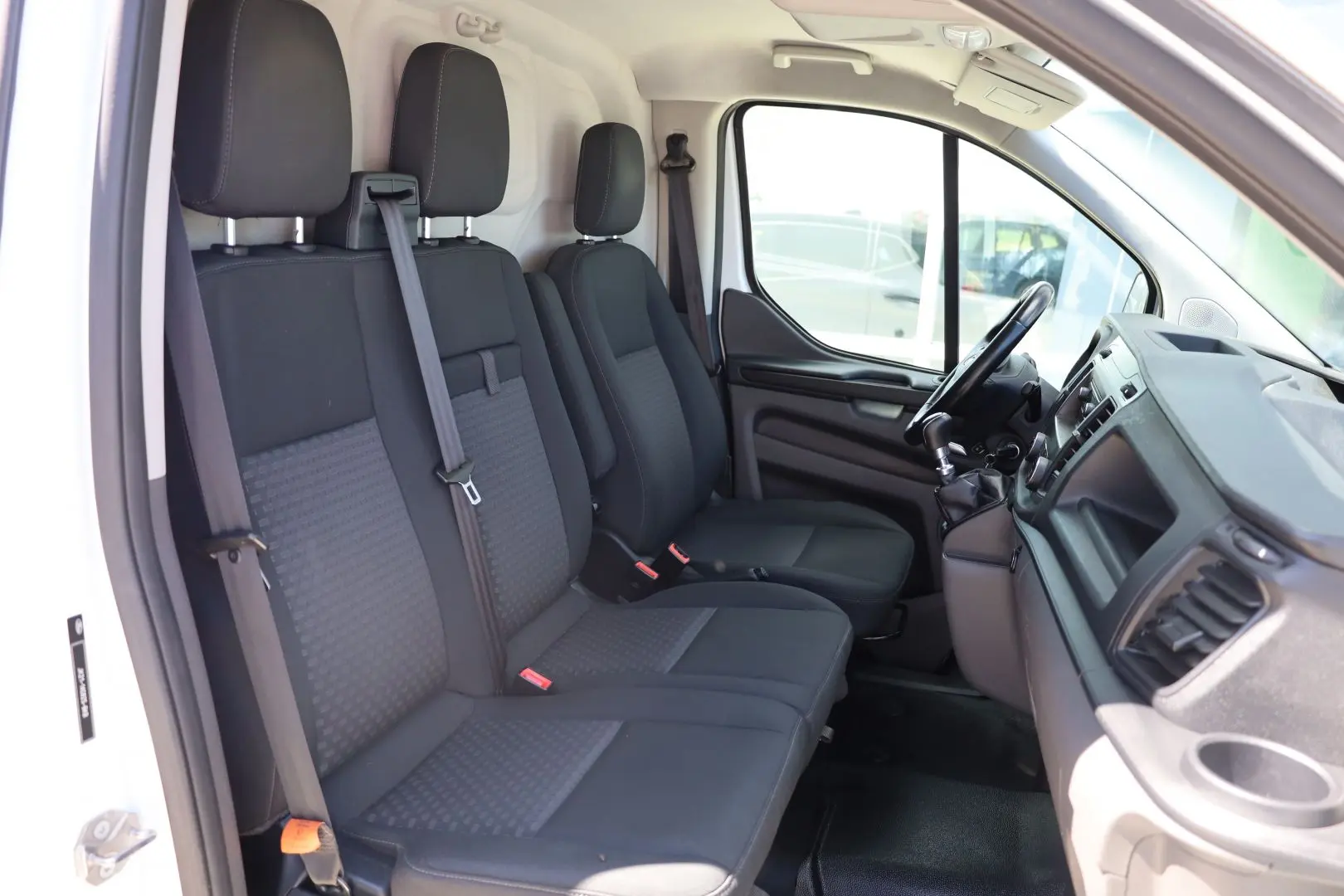 Ford Transit L1H1 2.0 130CP