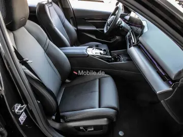 520d xDrive Navi LED HeadUp RKam Sitzhzg. Klima.