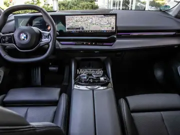 520d xDrive Navi LED HeadUp RKam Sitzhzg. Klima.