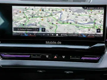 520d xDrive Navi LED HeadUp RKam Sitzhzg. Klima.