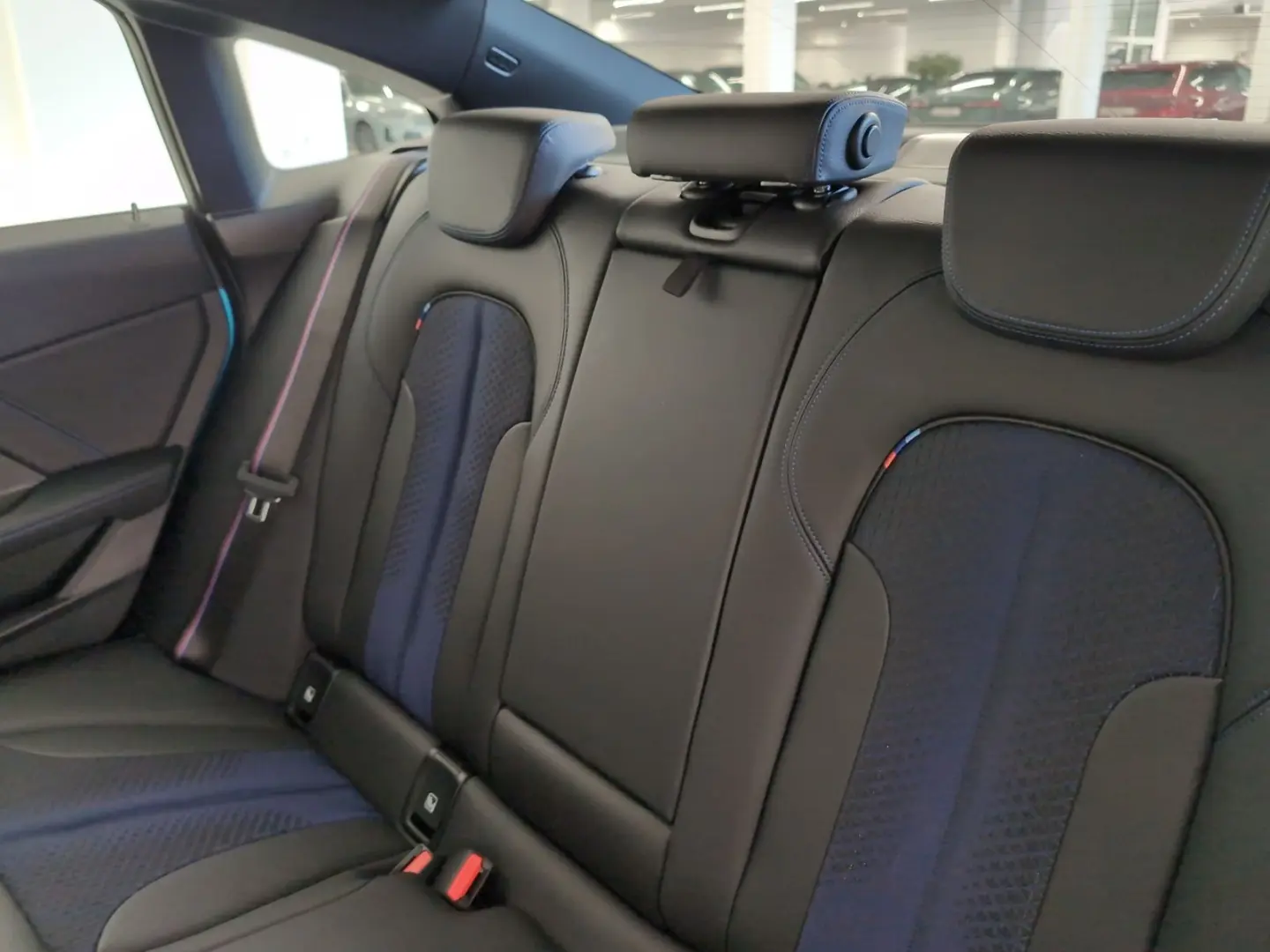 M235i xDrive Gran Coupé LED/HiFi/DAB/Sportsitze