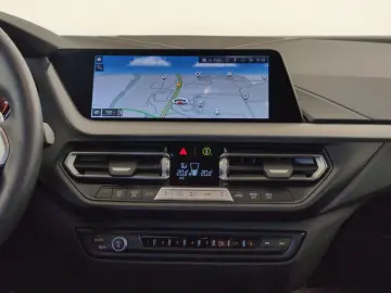 M235i xDrive Gran Coupé LED/HiFi/DAB/Sportsitze