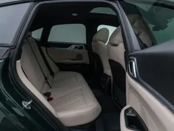 M440i xD GC Glasdach Laser 360°HUD DAB HiFi ACC