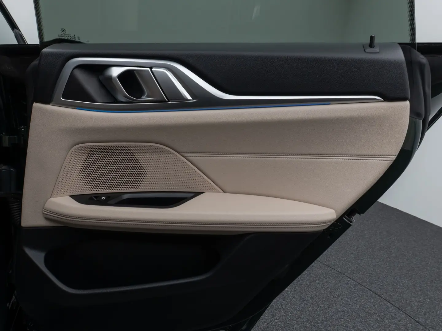 M440i xD GC Glasdach Laser 360°HUD DAB HiFi ACC