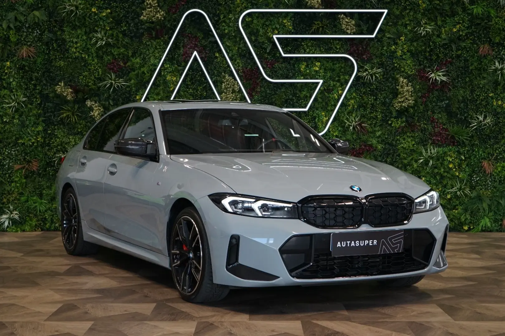 M340d*xDRIVE*CAMERA*TOW*PANO*SERVICE*39.174€ NET