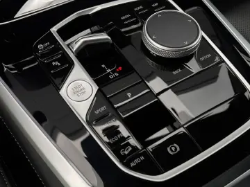 X5 30d xDrive M Sport*Pano*H/K*HUD*360°*AHK*