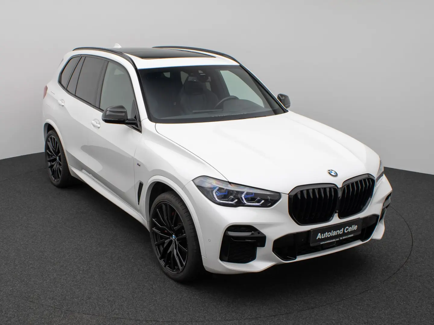 X5 xD30d M Sport Panorama Laser 360°HUD DAB B&W