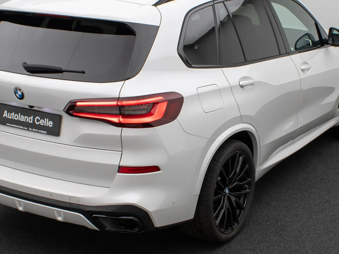 X5 xD30d M Sport Panorama Laser 360°HUD DAB B&W