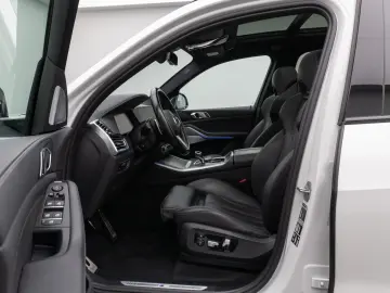 X5 xD30d M Sport Panorama Laser 360°HUD DAB B&W