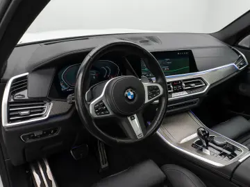 X5 xD30d M Sport Panorama Laser 360°HUD DAB B&W
