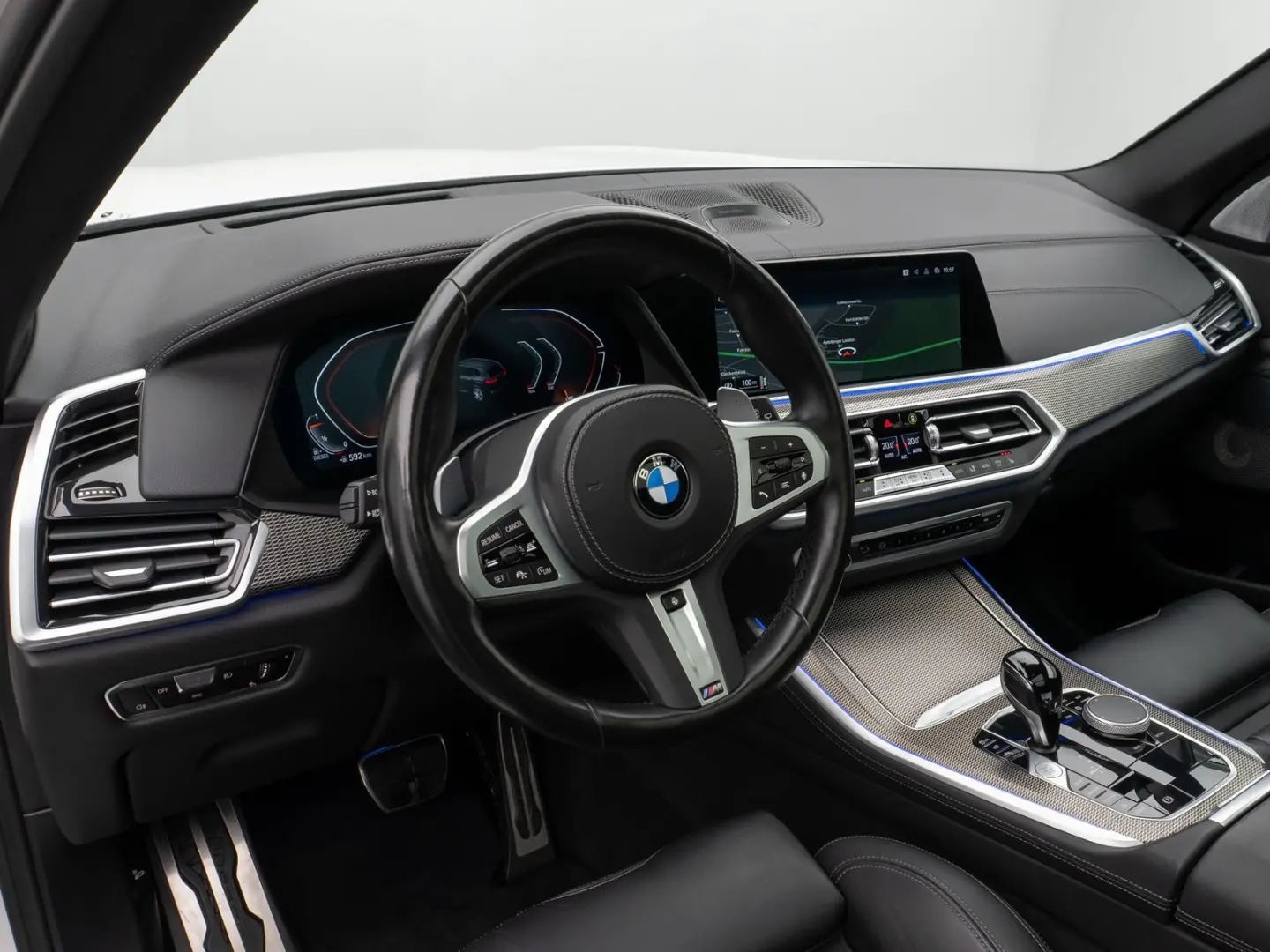 X5 xD30d M Sport Panorama Laser 360°HUD DAB B&W