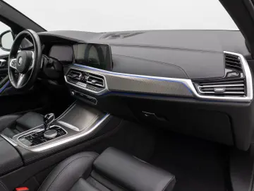 X5 xD30d M Sport Panorama Laser 360°HUD DAB B&W