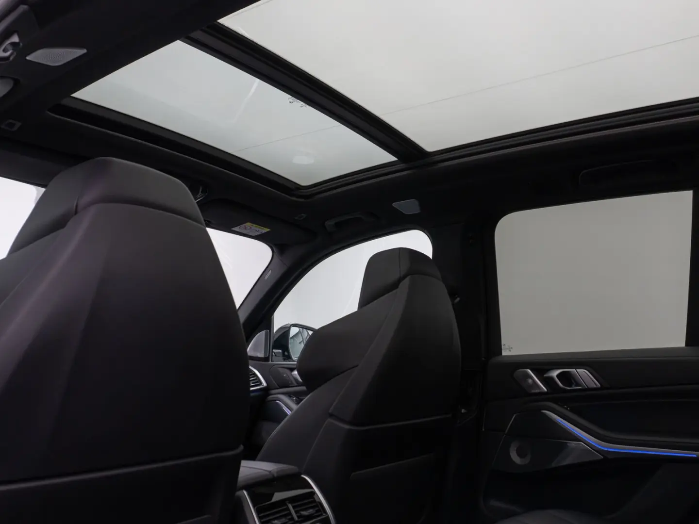 X5 xD30d M Sport Panorama Laser 360°HUD DAB B&W