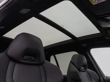 X5 xD30d M Sport Panorama Laser 360°HUD DAB B&W