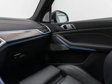 X5 xD30d M Sport Panorama Laser 360°HUD DAB B&W