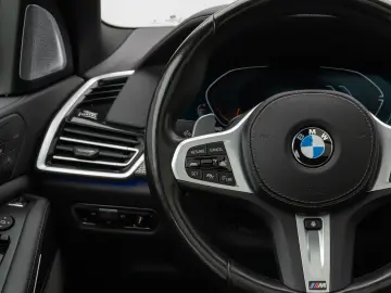 X5 xD30d M Sport Panorama Laser 360°HUD DAB B&W