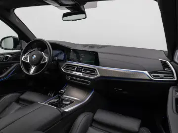X5 xD30d M Sport Panorama Laser 360°HUD DAB B&W