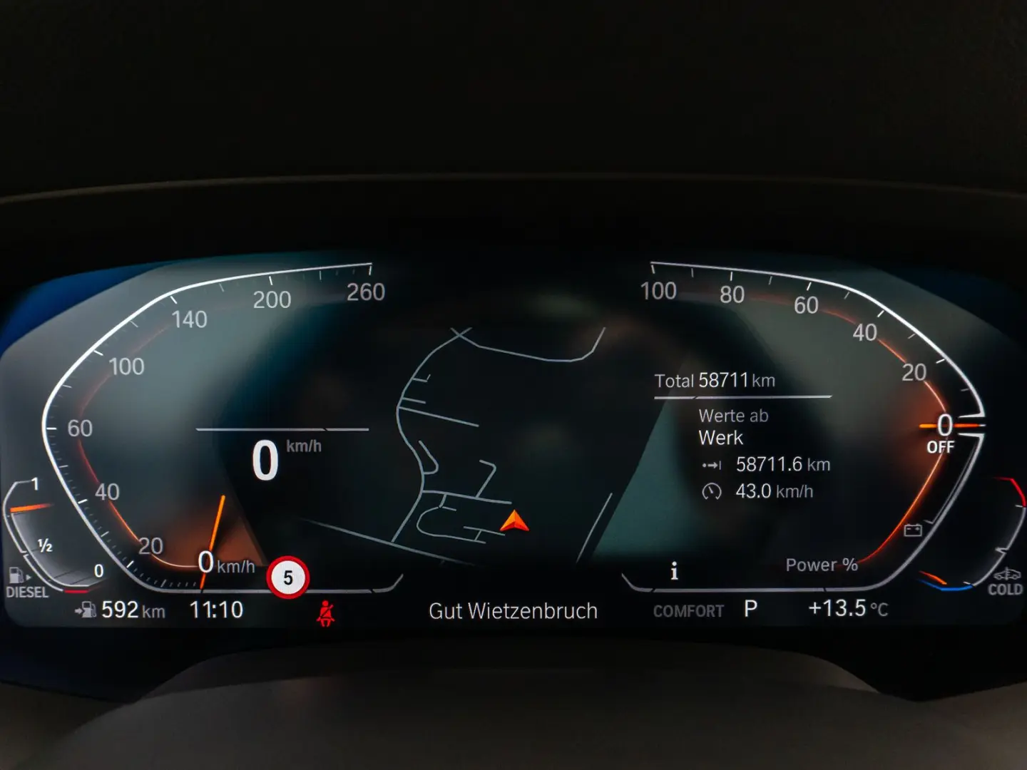 X5 xD30d M Sport Panorama Laser 360°HUD DAB B&W