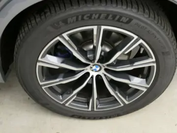 X5 xDrive30d A M Sportpaket LED ACC AHK H&K DAB