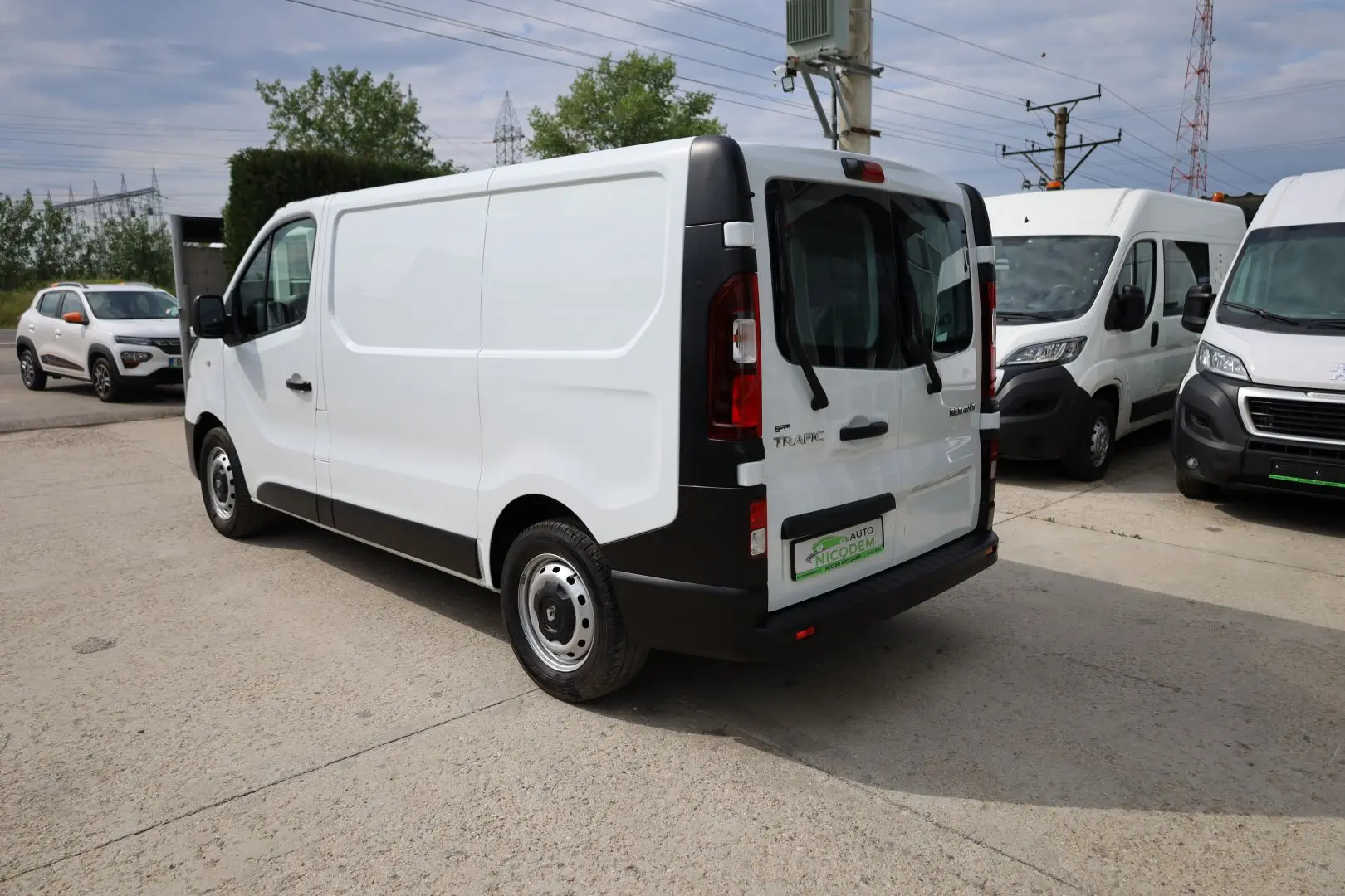 Renault Trafic L1H1 2.0 120CP