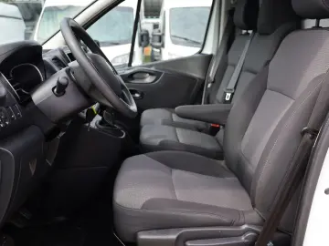 Renault Trafic L1H1 2.0 120CP