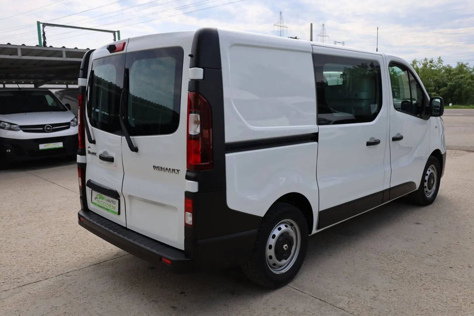 Renault Trafic L1H1 2.0 120CP