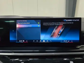 X5 30d M Sport Pro *M Sitze*4xSH*AHK*Pano*LH*