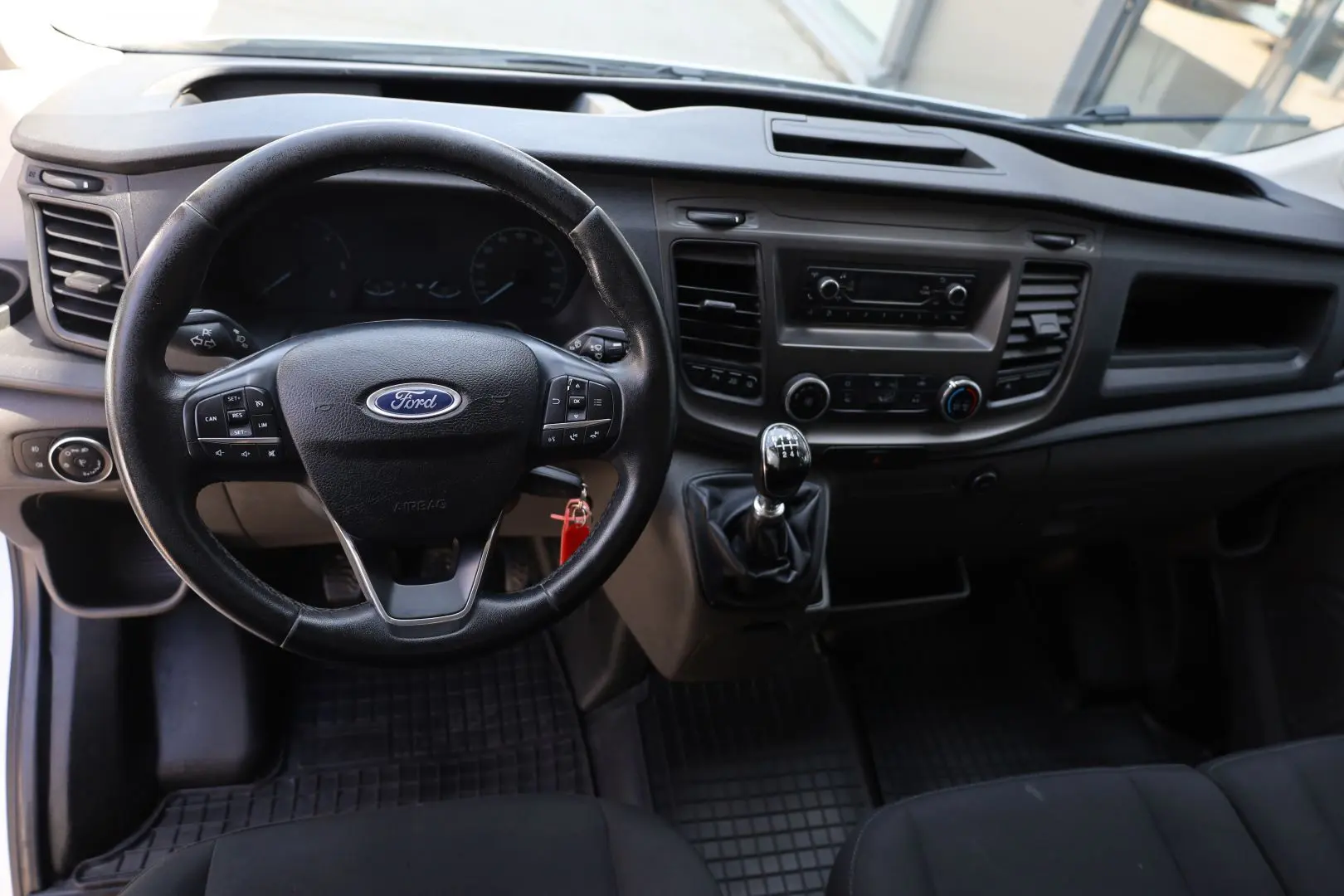 Ford Transit L4H3 2.0 130 CP Tractiune Spate