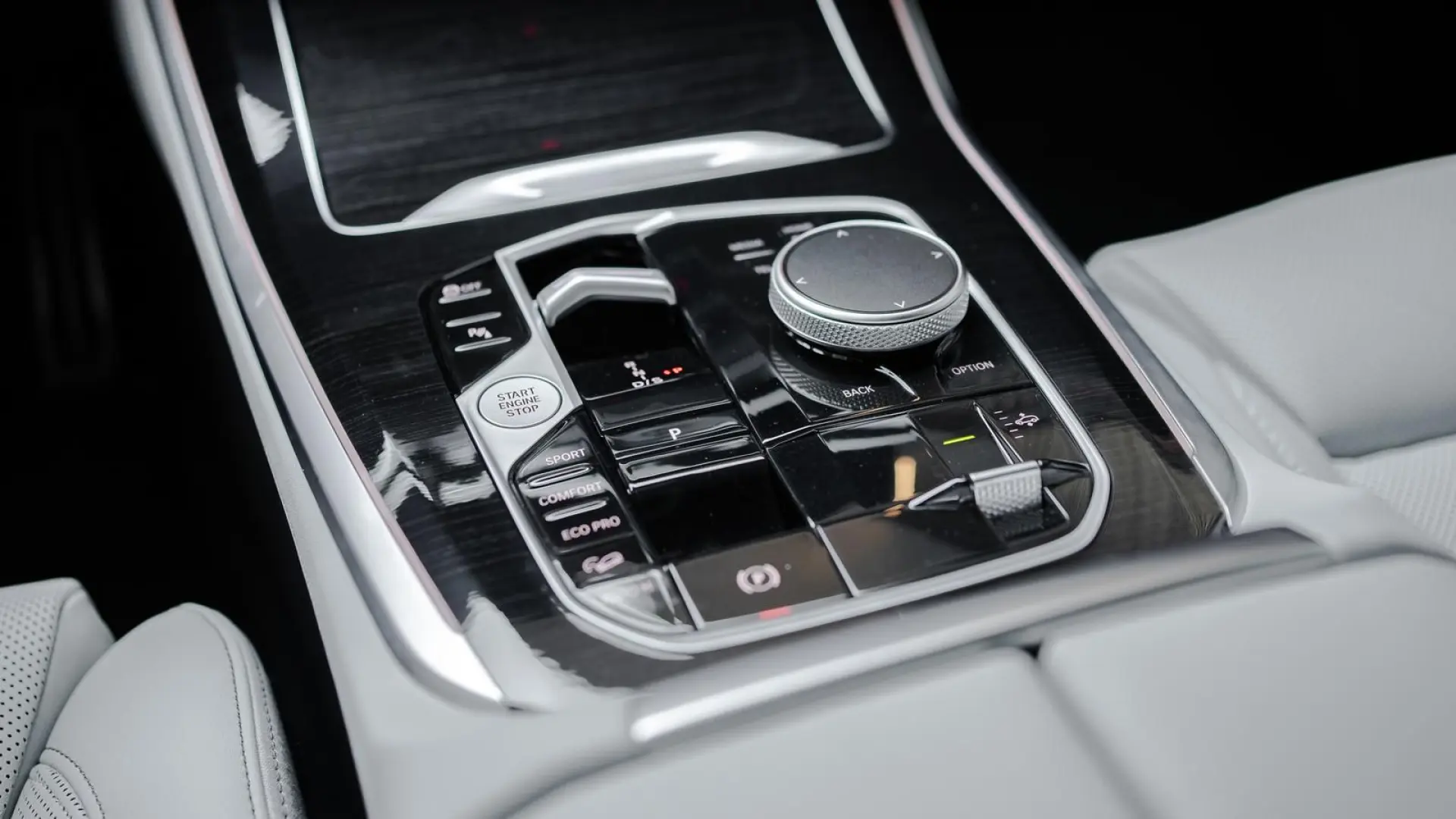 X5 xDrive30d M-Sport HuD AHK 360 Luft H&K Softcl