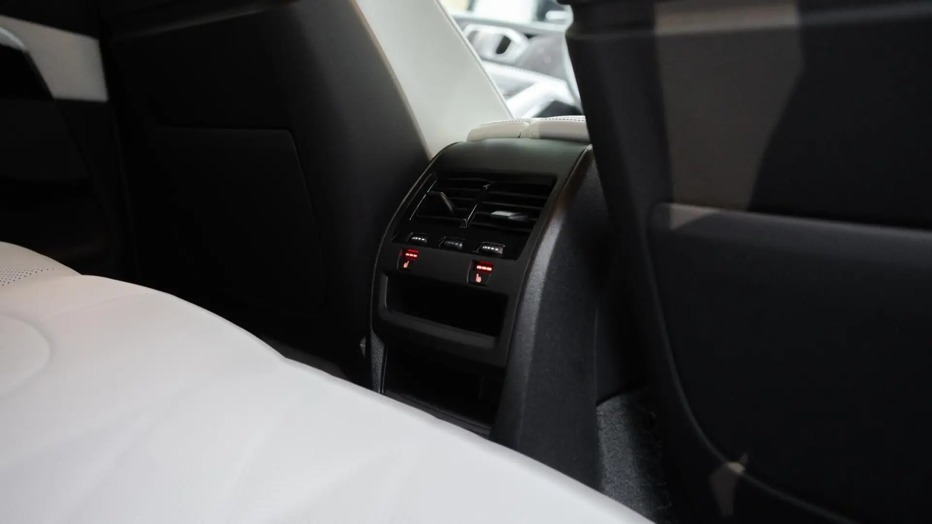 X5 xDrive30d M-Sport HuD AHK 360 Luft H&K Softcl