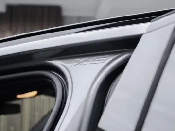 X5 xDrive30d M-Sport HuD AHK 360 Luft H&K Softcl