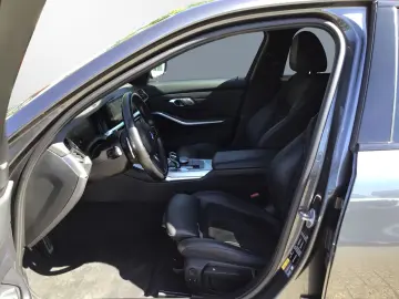 330 e xDrive M Sport