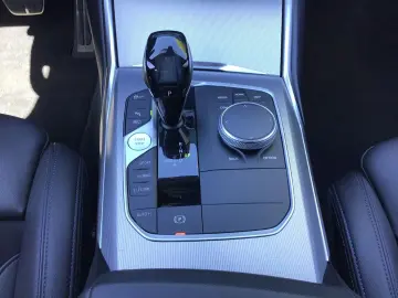 330 e xDrive M Sport