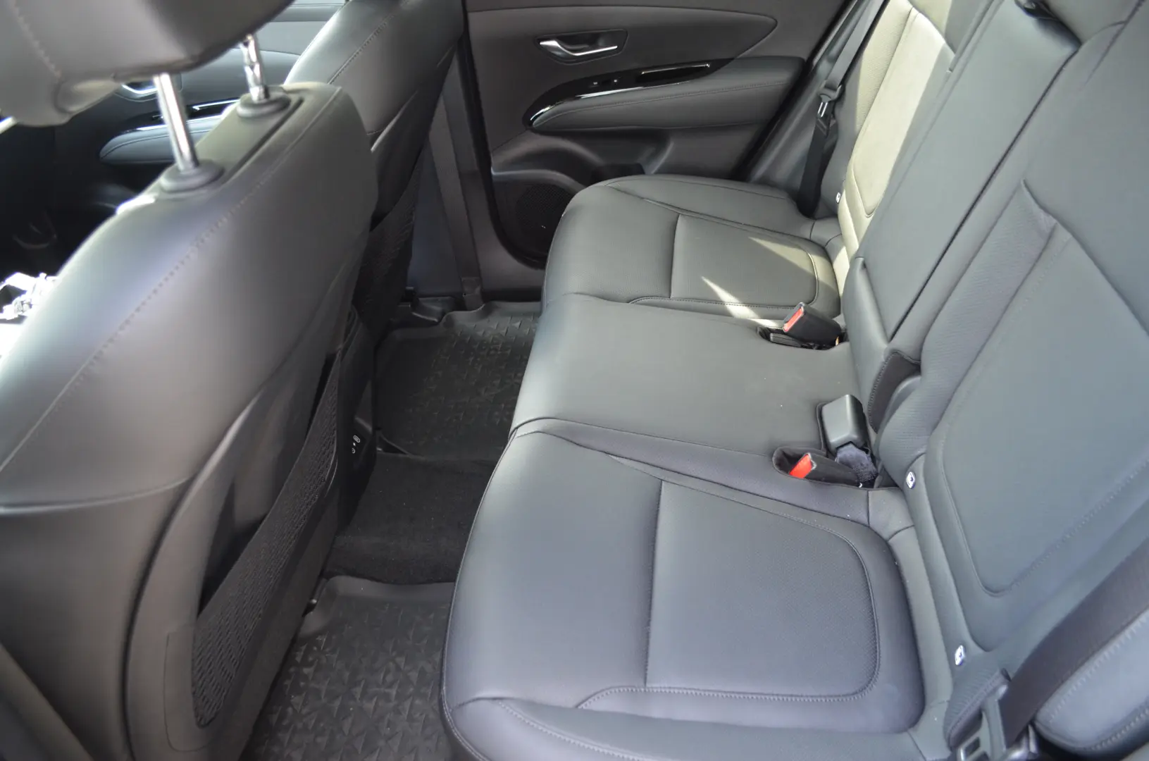 TUCSON 1.6T-GDI 252CP HYBRID PLUG-IN 4WD 6AT LUXURY