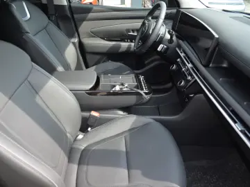TUCSON 1.6T-GDI 252CP HYBRID PLUG-IN 4WD 6AT LUXURY